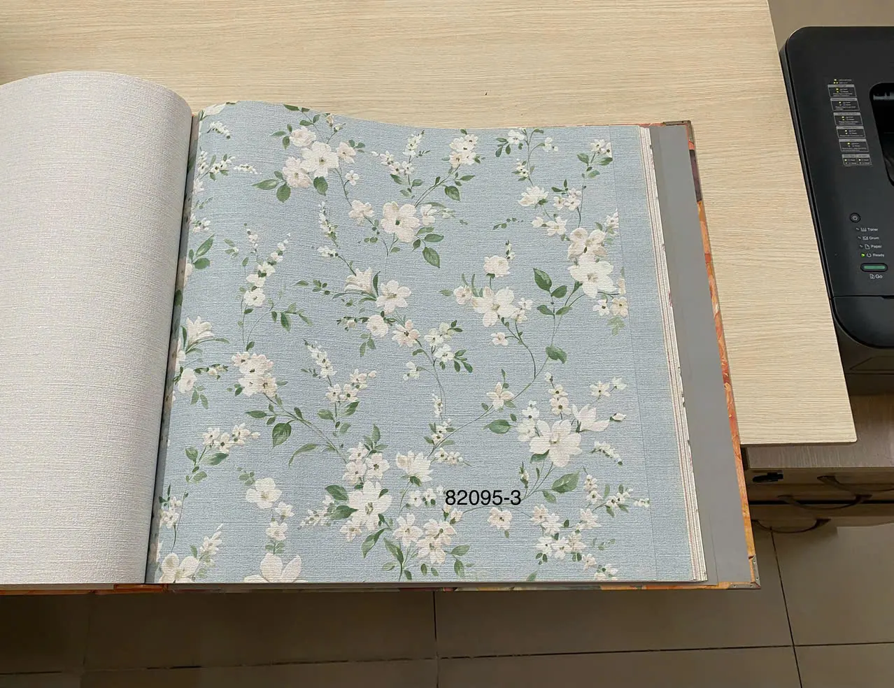 BLOOM 82095-3 - Ảnh mẫu