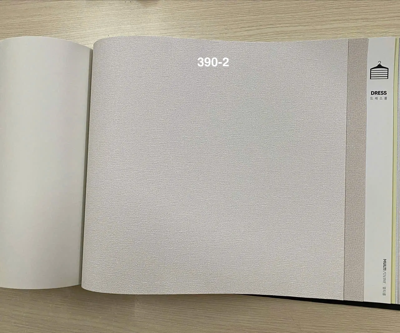 PLAIN 390-2 - Ảnh mẫu